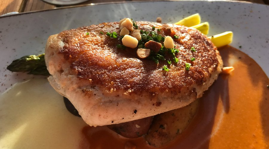 Roy’s Hawaii Kai signature dishes Misoyaki ButterfishRoy's Melting Hot Chocolate SouffléBlackened AhiSzechuan Ribs